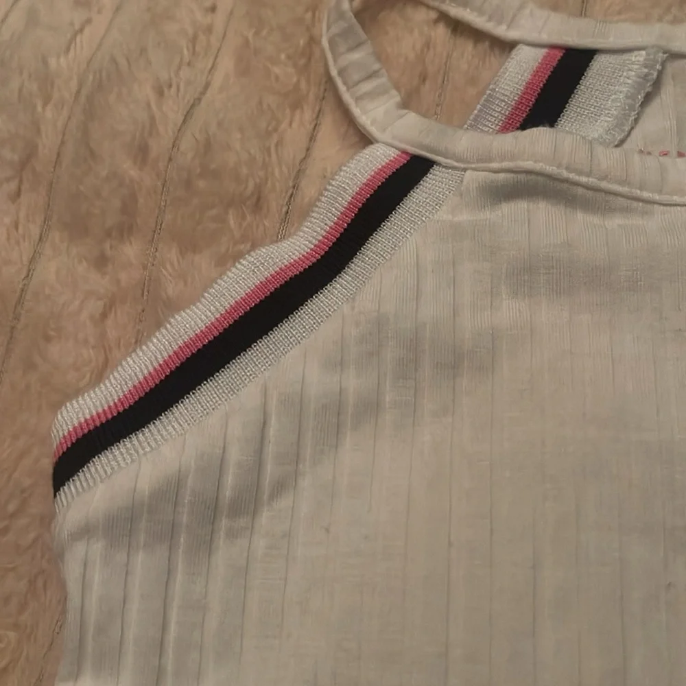 American Eagle Outfitters chic white